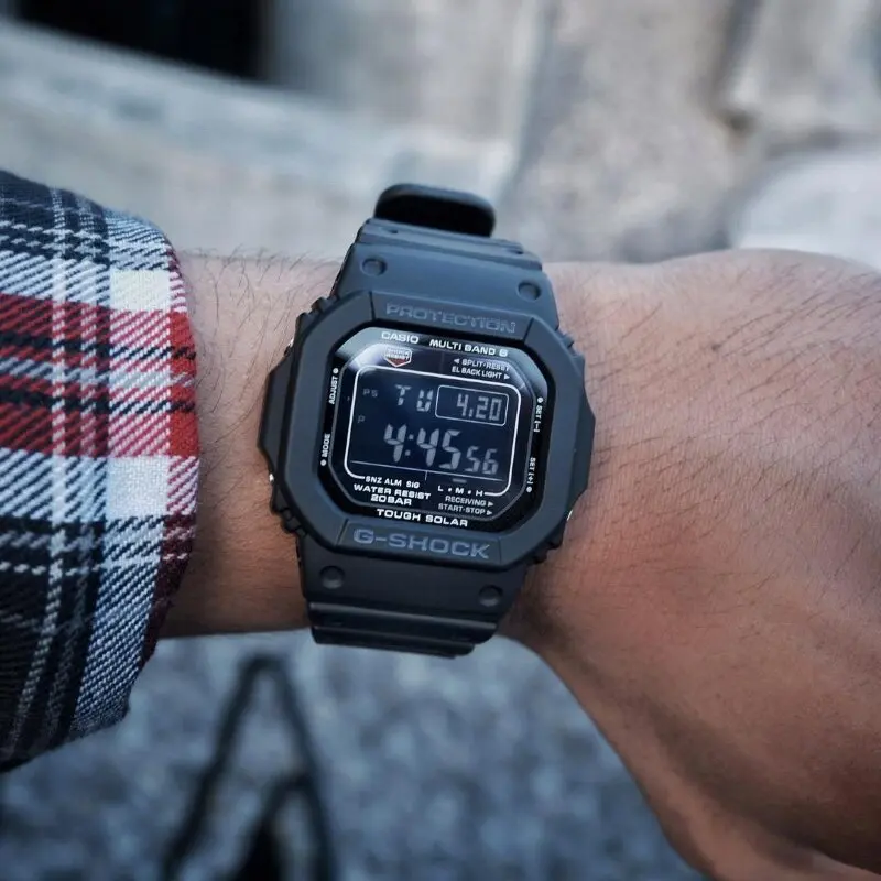 Японские наручные часы Casio G-SHOCK GW-M5610-1B |