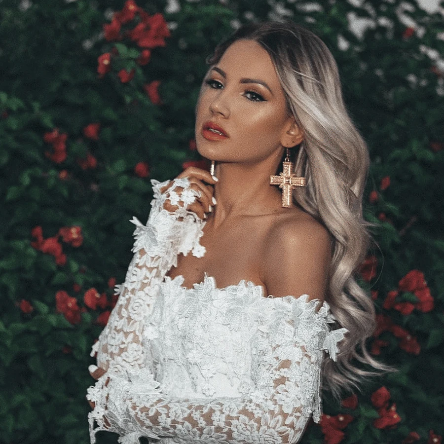 Женское облегающее платье с длинным рукавом Белое Облегающее мини-платье