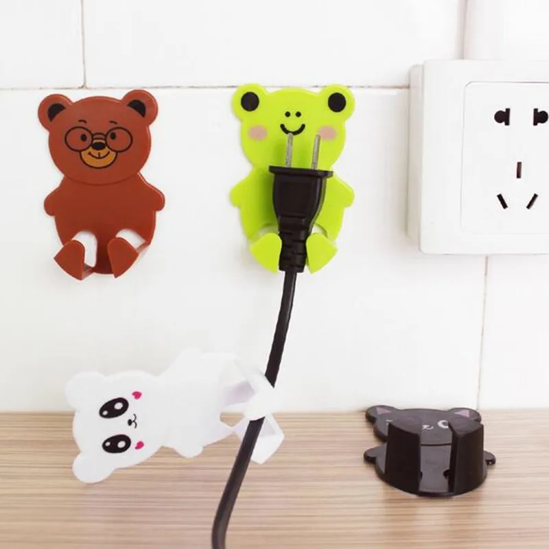 2Pcs Cute Animal Wall-Mounted Sticker Punch-free Hook Paste Plug Socket Holder Fixing Multifunctional Seamles | Дом и сад