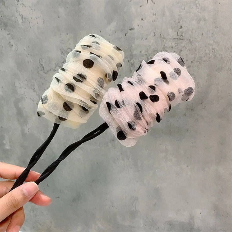 Элегантная французская выкрученная прическа в пучок бывшая легкая ленивая