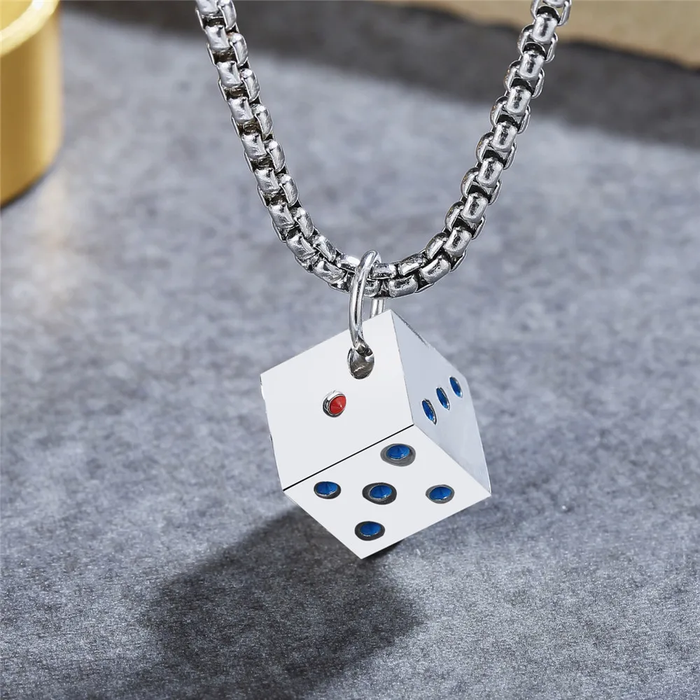 Индивидуальный кулон из нержавеющей стали с кубиками прямоугольный