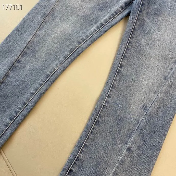 

2021 summer retro port wind high waist wash body metal buckle embellished before open fork horn jeans women