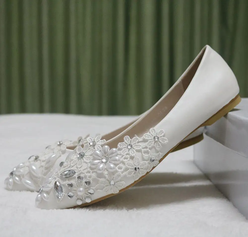 Новые кружевные Стразы с острым носком на плоской подошве белые свадебные