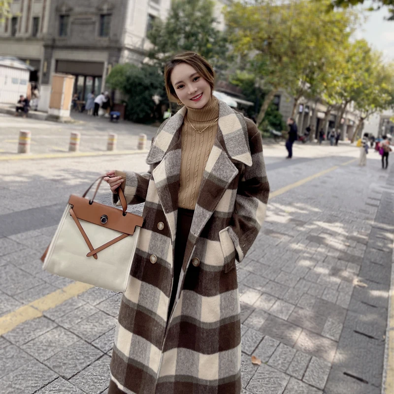 

Coffee Color Large Plaid Woolen Coat For Women 2021 New Mid-Length Double Breasted Nizi Autumn Winter Woolen Coats Female Pocket