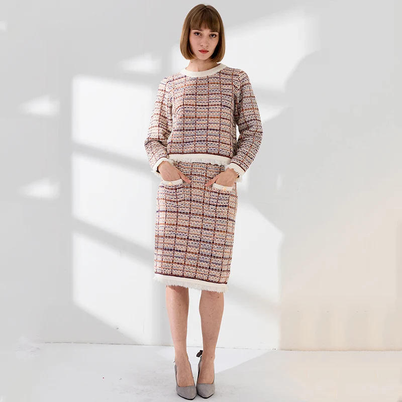 Комплект женский из двух предметов с юбкой элегантный топ кисточками