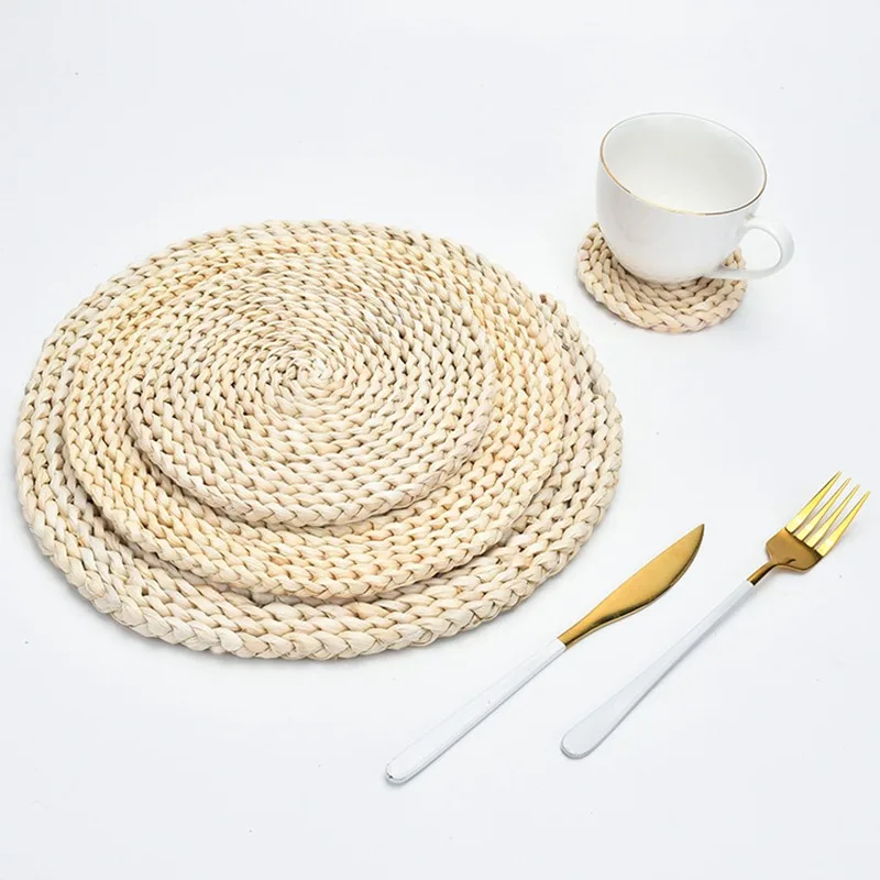 

Natural Table Mat For Food Handmade Cucurbita Woven Placemat Round Braided Mat Heat Resistant Hot Insulation Anti-Skidding Pad
