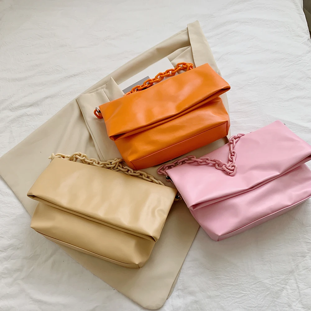 

2021 Designer New Fashion Crossbody Bag Vintage Women Solid Color Elegant Travel Thick Chain Shoulder Bag Large Capacity Handbag