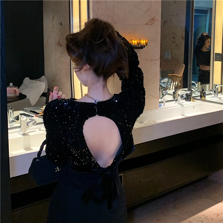 

Women Sexy Harajuku Open Back T-shirt Long Sleeve Top Cropped Tops Women T-shirt Winter Casual Tops Black Fashion T-shirt 2022