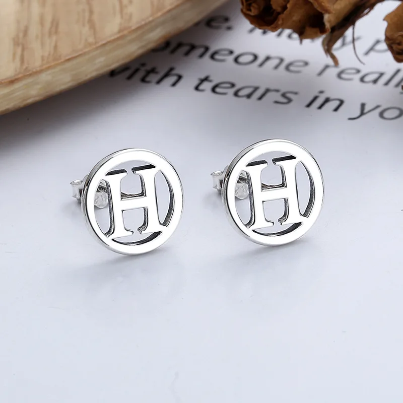 

S925 Sterling Silver Retro Do Old Circle Letter H Simple Earrings Jewelry Personality Women's Trend Hundred Earrings for Women