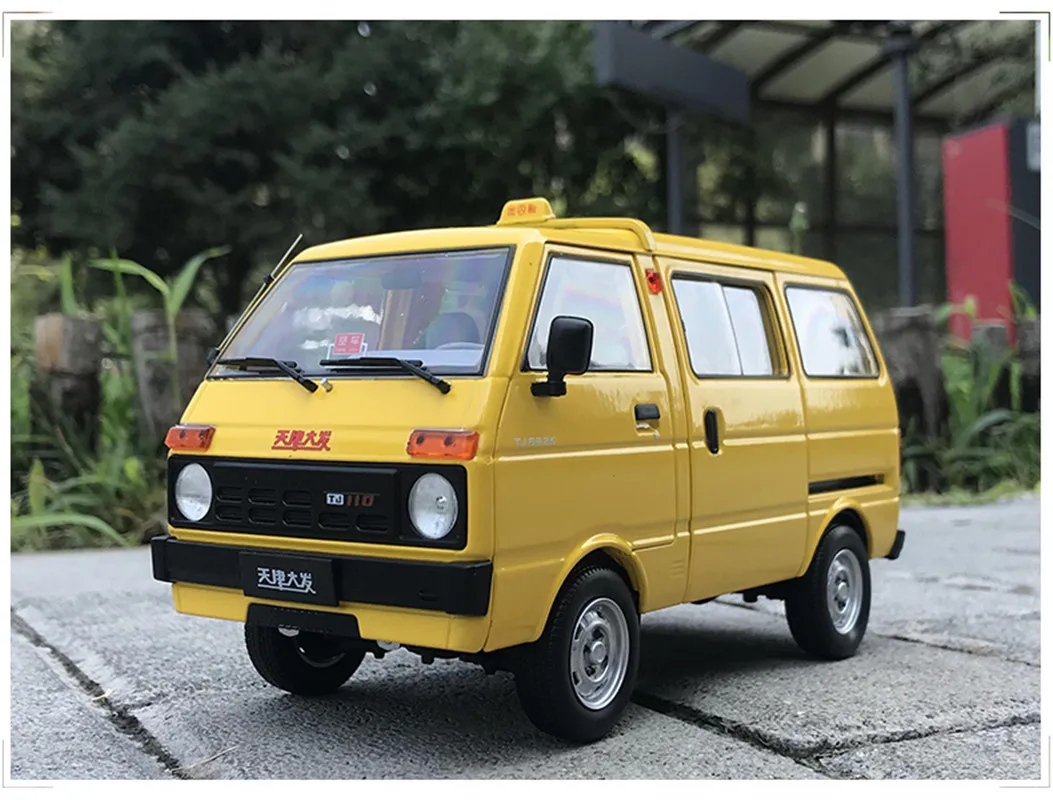 Модель такси DAIHATSU 1/18 для Toyota Китай Тяньцзинь Дафа хуали TJ110 литый под давлением