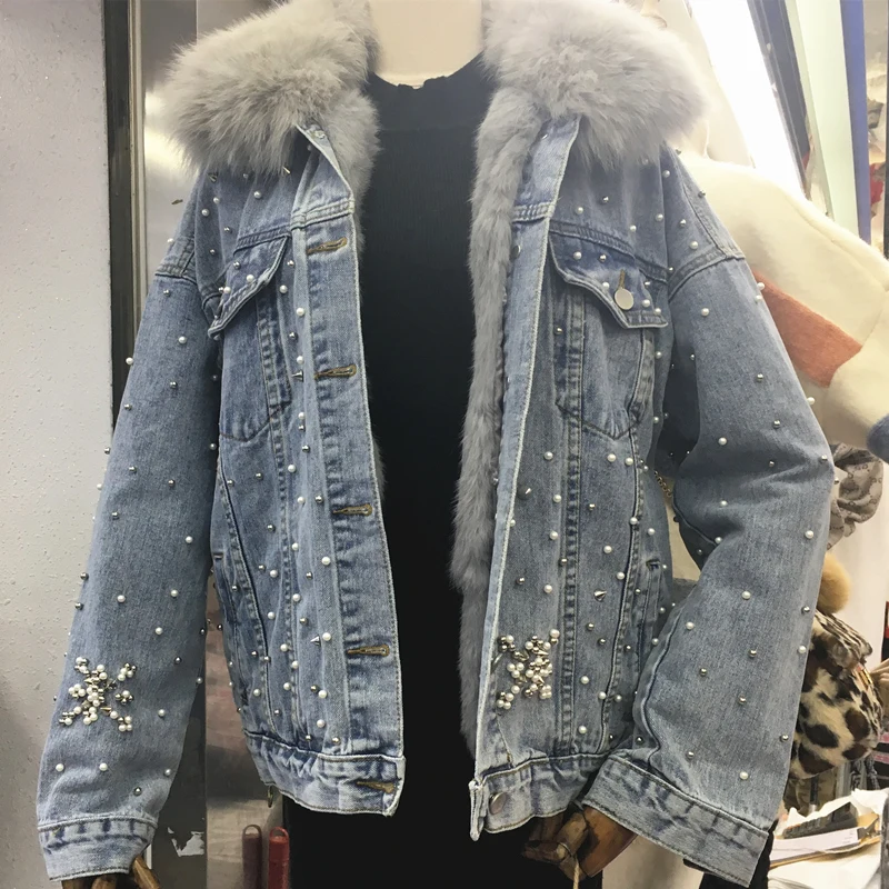 Роскошная джинсовая куртка с воротником из натурального Лисьего меха и пальто