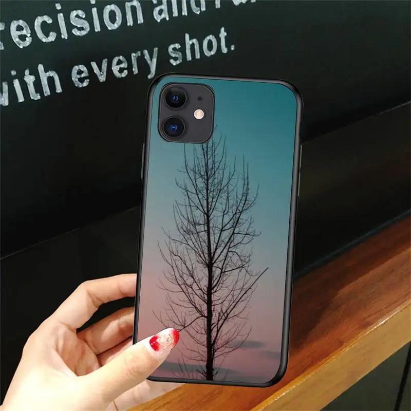 

Seaside Landscape Sky Big Tree Phone Case For Iphone 6 6s 7 8plus X Xr 11 12 Mini Pro Max Cover Fundas Coque