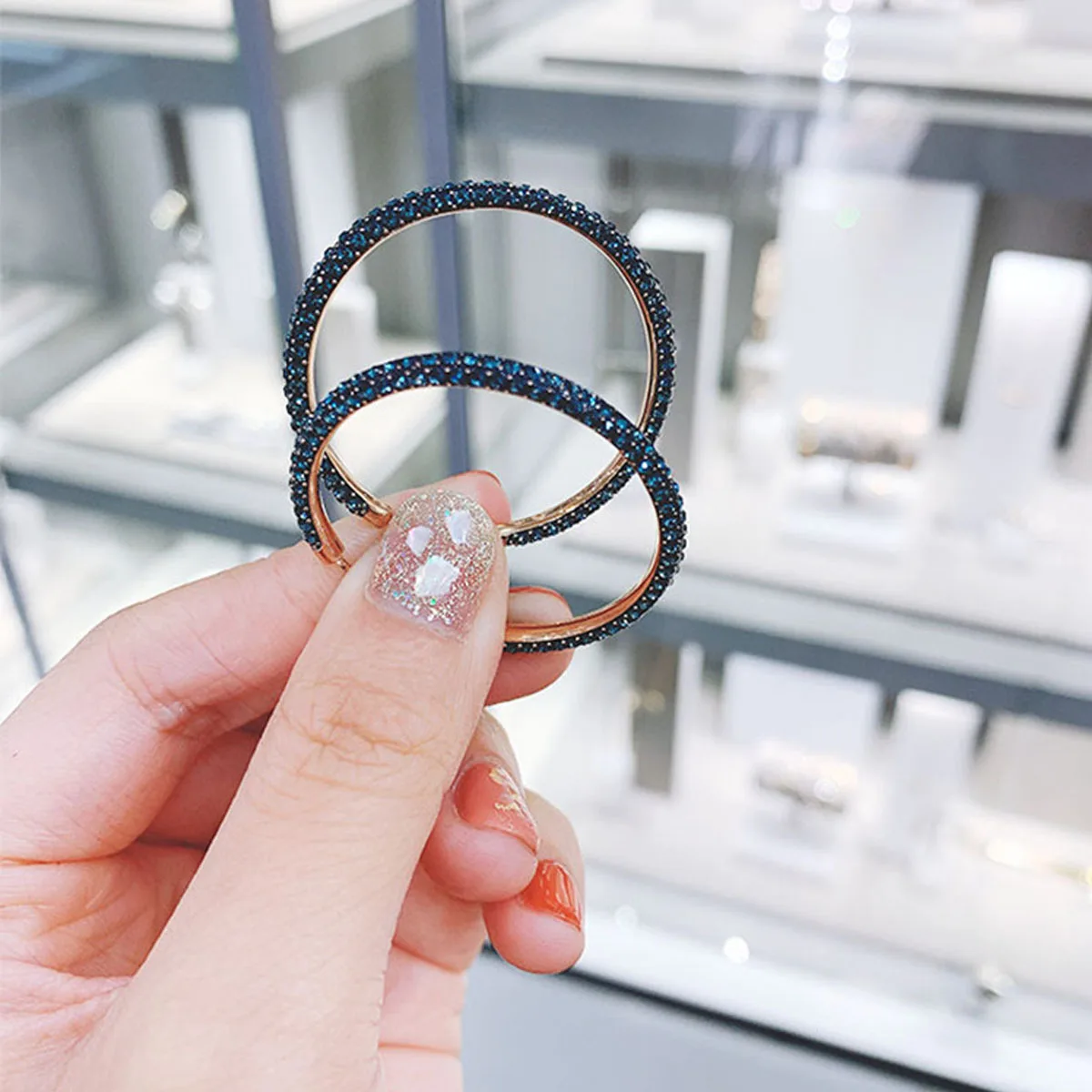 

Fashion Jewelry High Quality SWA New Exquisite Simple Crystal Multicolor Earrings Pierced Charm Women Earrings Korean Earrings