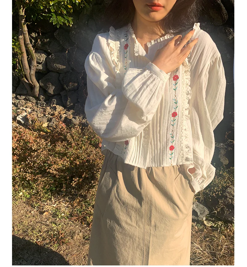 

ZCSMLL Round neck embroidery blouses fold stitching design loose puff sleeve shirt top women 2021 spring summer