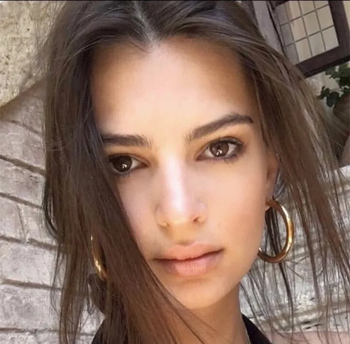 2020 геометрические металлические большие серьги типа c Преувеличенные