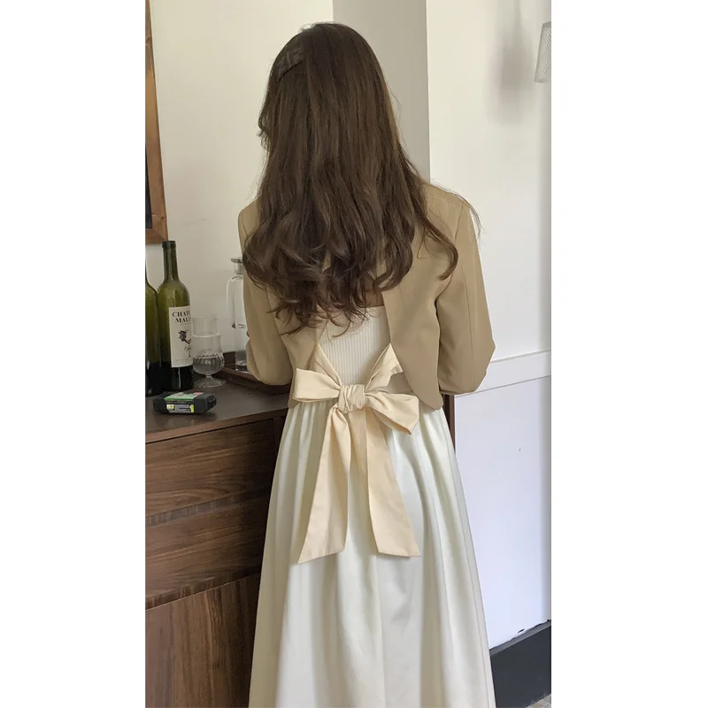 Женский костюм с длинными рукавами однобортный повседневный наплечниками и