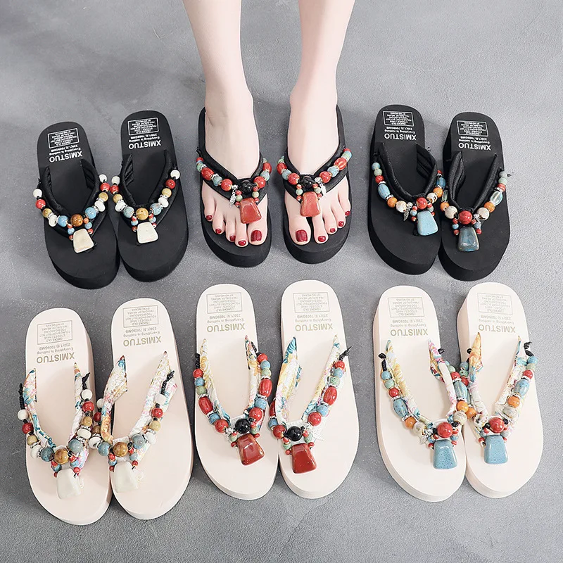 

Women Casual Summer Flat Beach Slippers Female Crystal Rivets Slides Slipper Shoes For Girls Fashion Woman Leisure Footwear