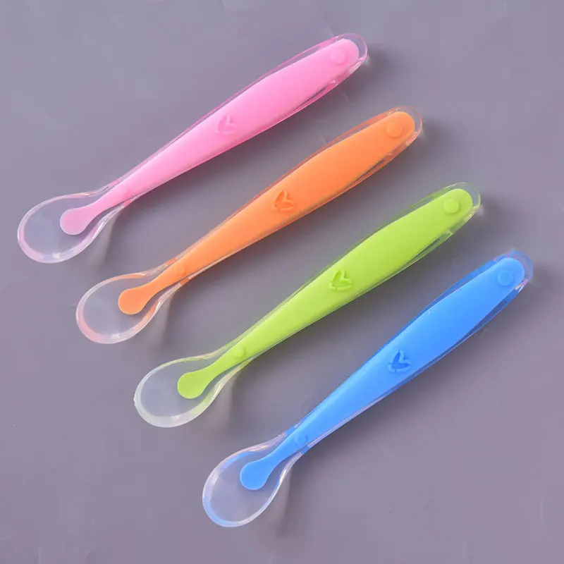 Cuchara antideslizante de entrenamiento para beb&eacute;, vajilla bonita de silicona de grado alimenticio para alimentaci&oacute;n de beb&eacute;, cuchara de alimentaci&oacute;n con caja de almacenamiento, 1 ud.-4