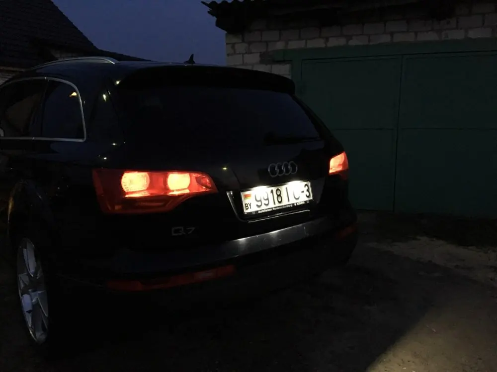 2 шт. 18 SMD 3 Вт Светодиодная лампа пластина авто лампы номерного знака светильник белого цвета для Audi A4 A6 C6 Rs4 Rs6 Q7 A3 S3 S4 B6 B7 S6 A8 S8 02-09