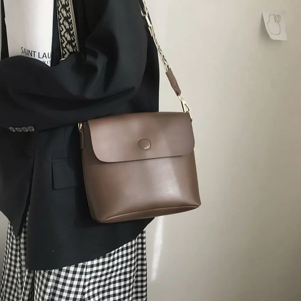 

Female Handbags Korean Style Flap Bag Female Women Bags Ladies Hand Bags Brown Vintage Messenger Bag Famous Brand Bolso Mujer