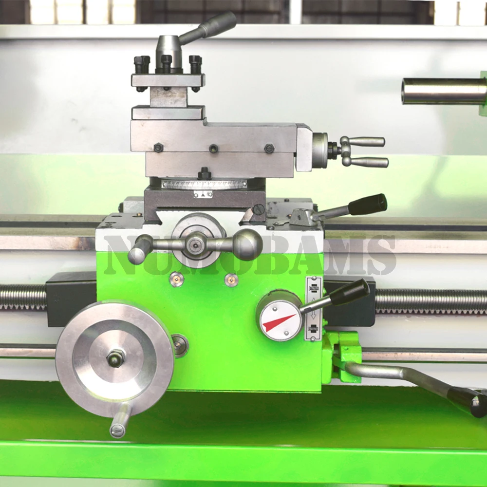 Металлообрабатывающий токарный станок NUMOBAMS BL330 1500 Вт с патроном 160 мм 750*330 |