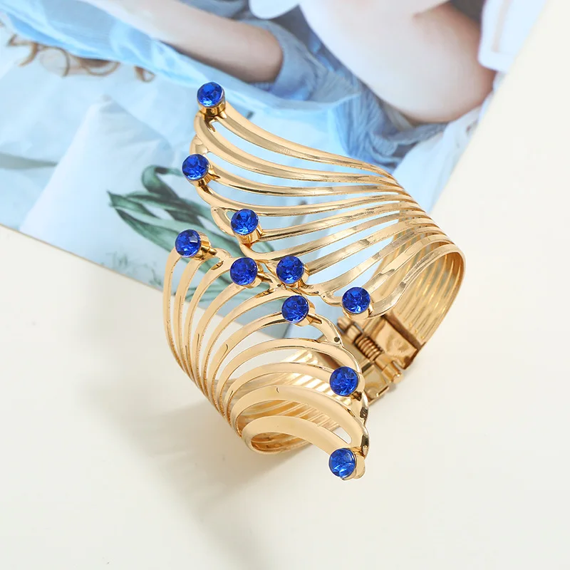 Gold blue LZHLQ, модные, перьевые, стразы, браслеты для женщин,, брендовые ювелирные изделия, геометрические, полые, широкие, металлическое покрытие, манжета, браслет - Окраска металла: Gold blue