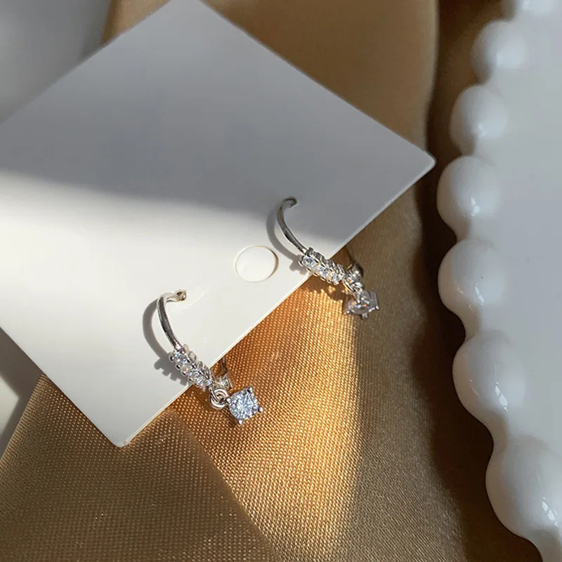 

Новый 925 стерлингового серебра серьги блестящие капли воды циркон серьги на крючках с украшением в виде кристаллов женские круглые ушные ук...