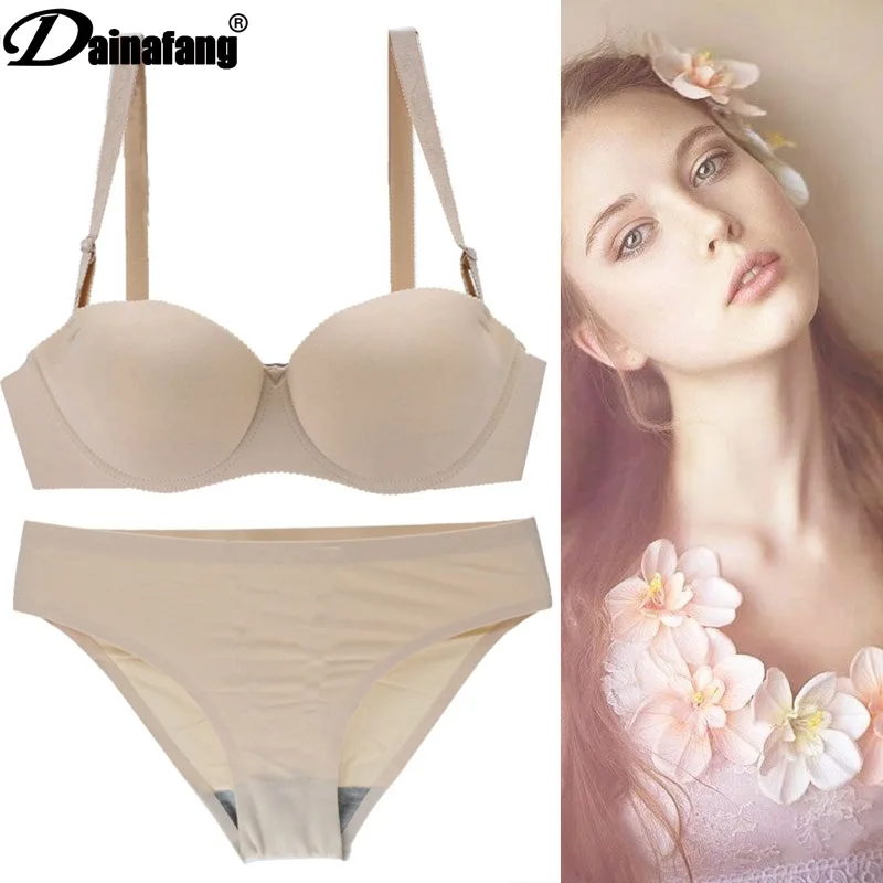 Комплект Бесшовного нижнего белья с глубоким V образным вырезом и чашками