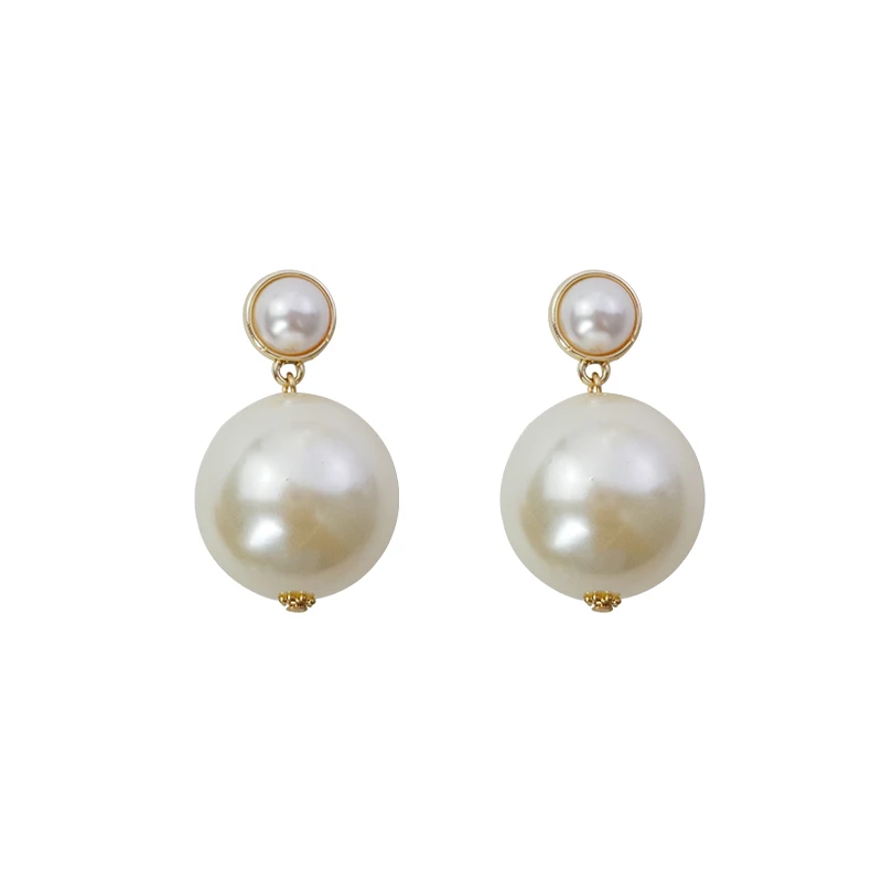 

Big Pearl Unusual Earrings Women Earring Fashionable Female Exaggerated Personality Earrings 2020 Trend Party Earrings Gift