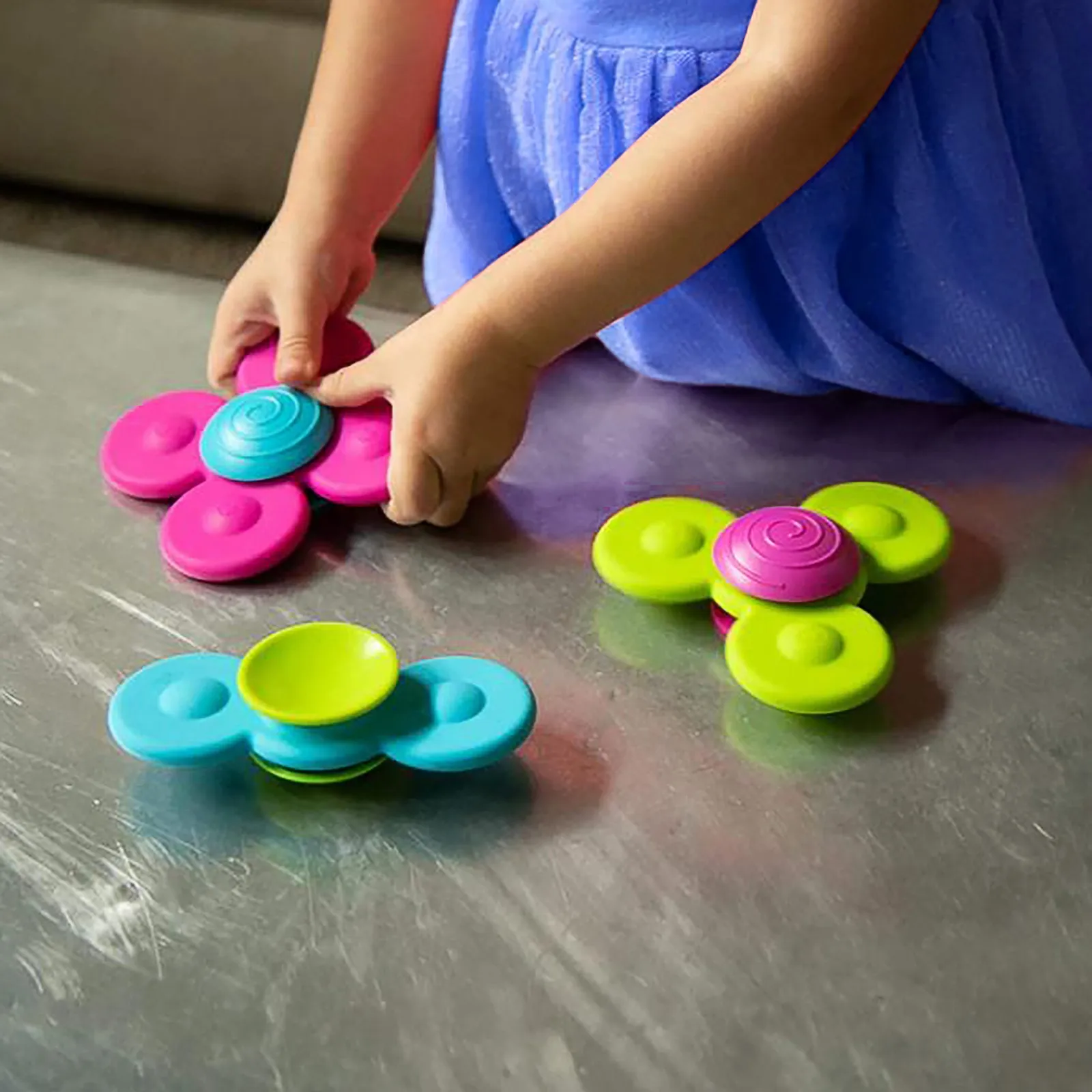 

Creative Educational Baby Toy Sucker Top Toy Three-color Top Toy Gift Developmental Gyroscope Children Birthday Gift Bath Toys