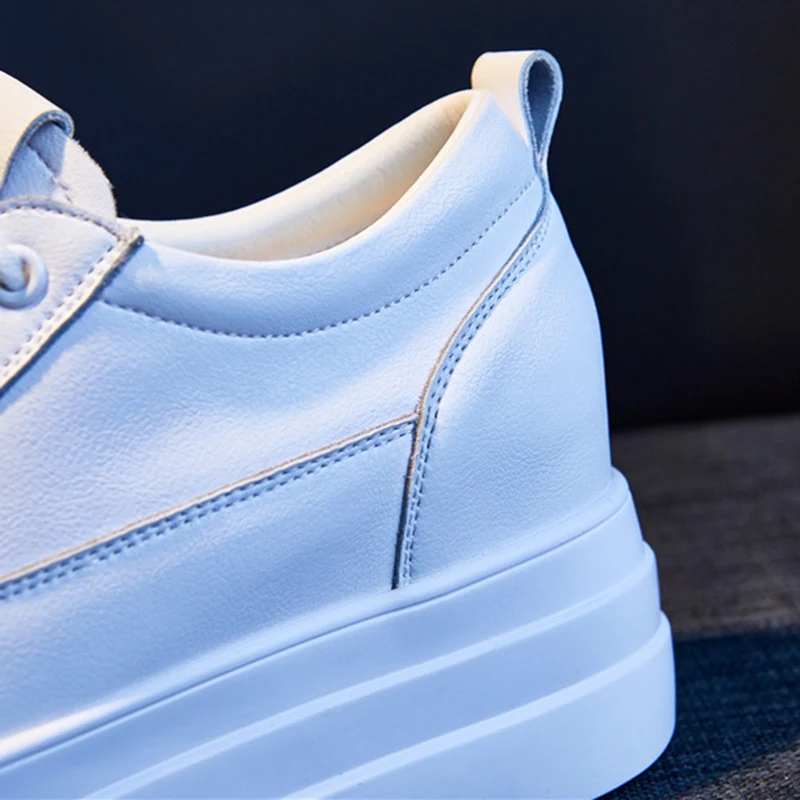 Кроссовки женские на платформе массивная подошва скрытый каблук повседневная