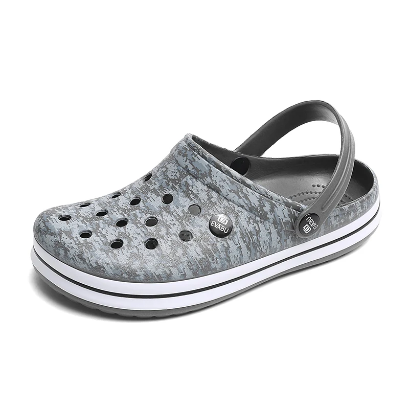 

2021 Summer New Sandals Mens Crocks Non-Slip Hole Shoes Crok Home Clogs EVA Garden Male Outside Crocse Beach Flat Slippers