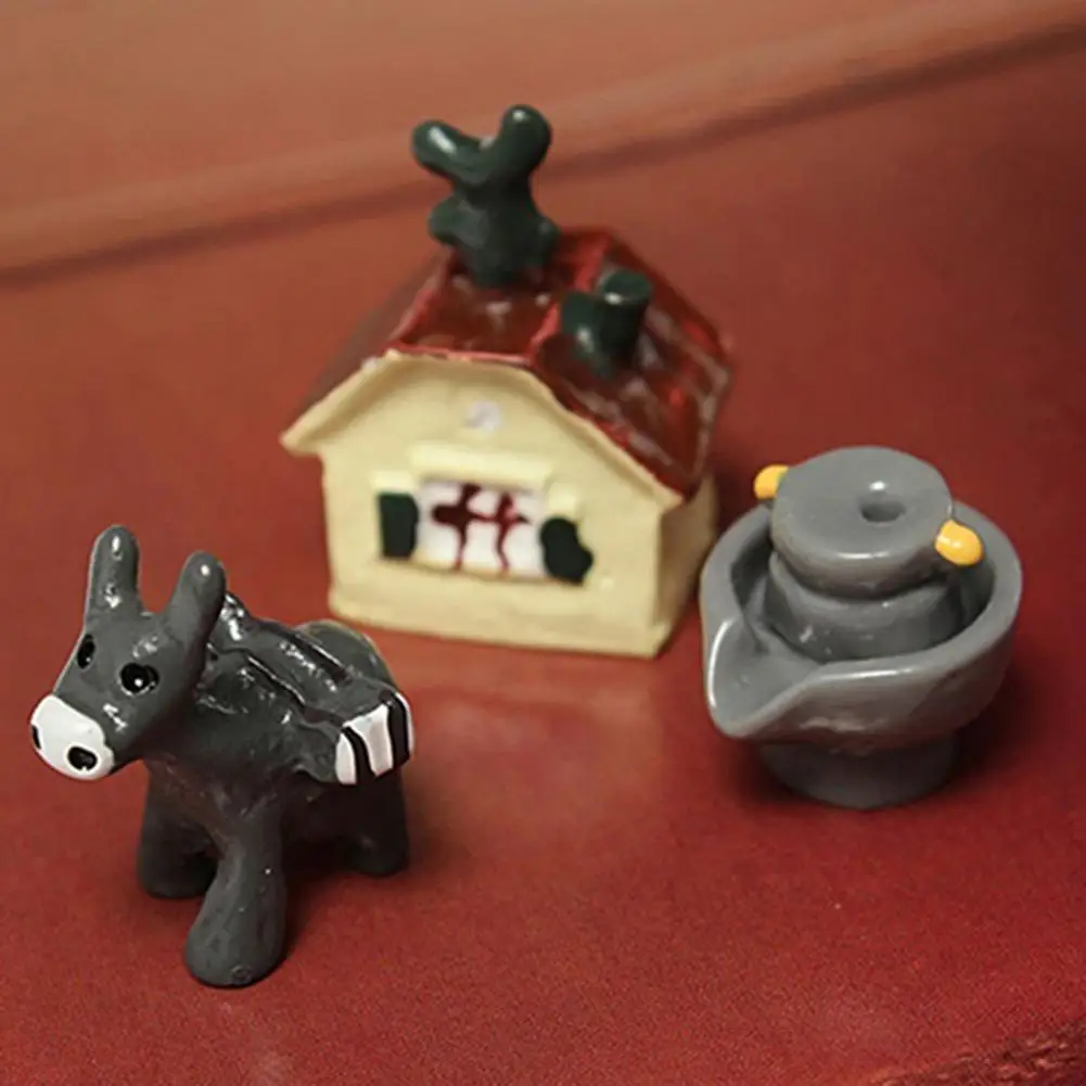 

3Pcs/Set Exquisite Anime Figurine High Simulation Decorative Mini Action Figure DIY Accessories for Garden