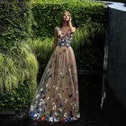 Платье Свадебное ТРАПЕЦИЕВИДНОЕ с цветными цветами, прозрачное вечернее со шлейфом, без рукавов, с открытой спиной, с бабочками