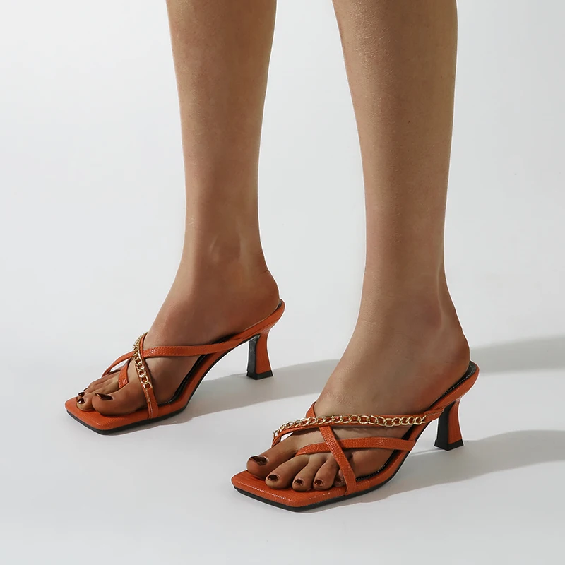 

Summer New Herringbone Slippers High Heel Women Shoes Large Size 35-40 Metal Chain Pumps