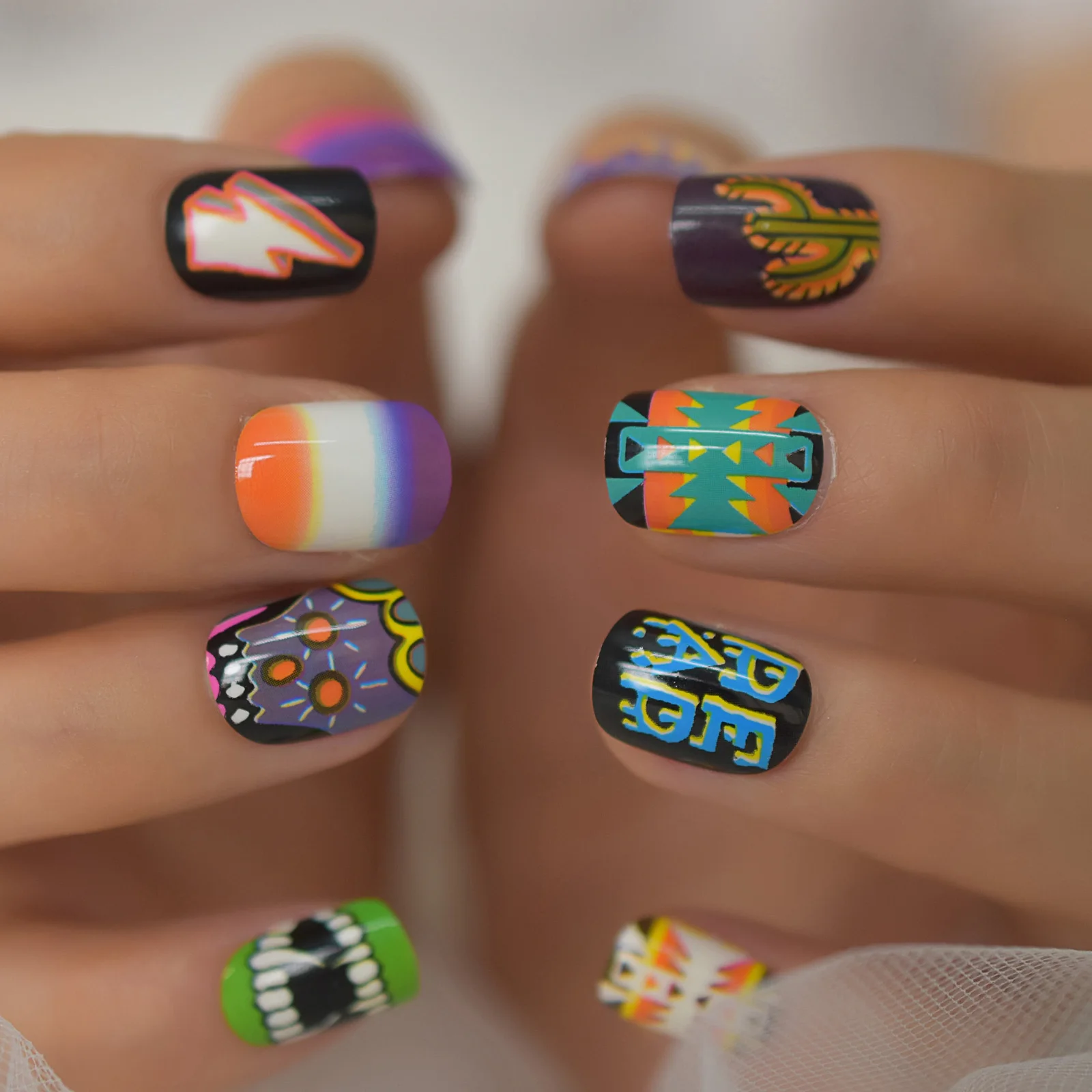 Набор для дизайна ногтей Reusealbe Короткие съемные гвозди с полным покрытием |