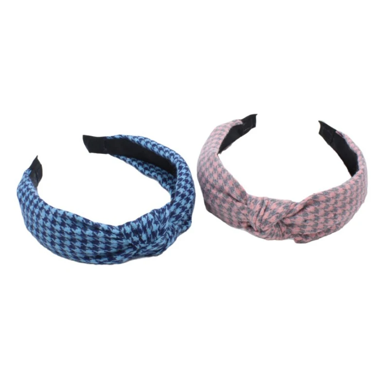 Рисунок 3 - Повязка на голову женская в клетку