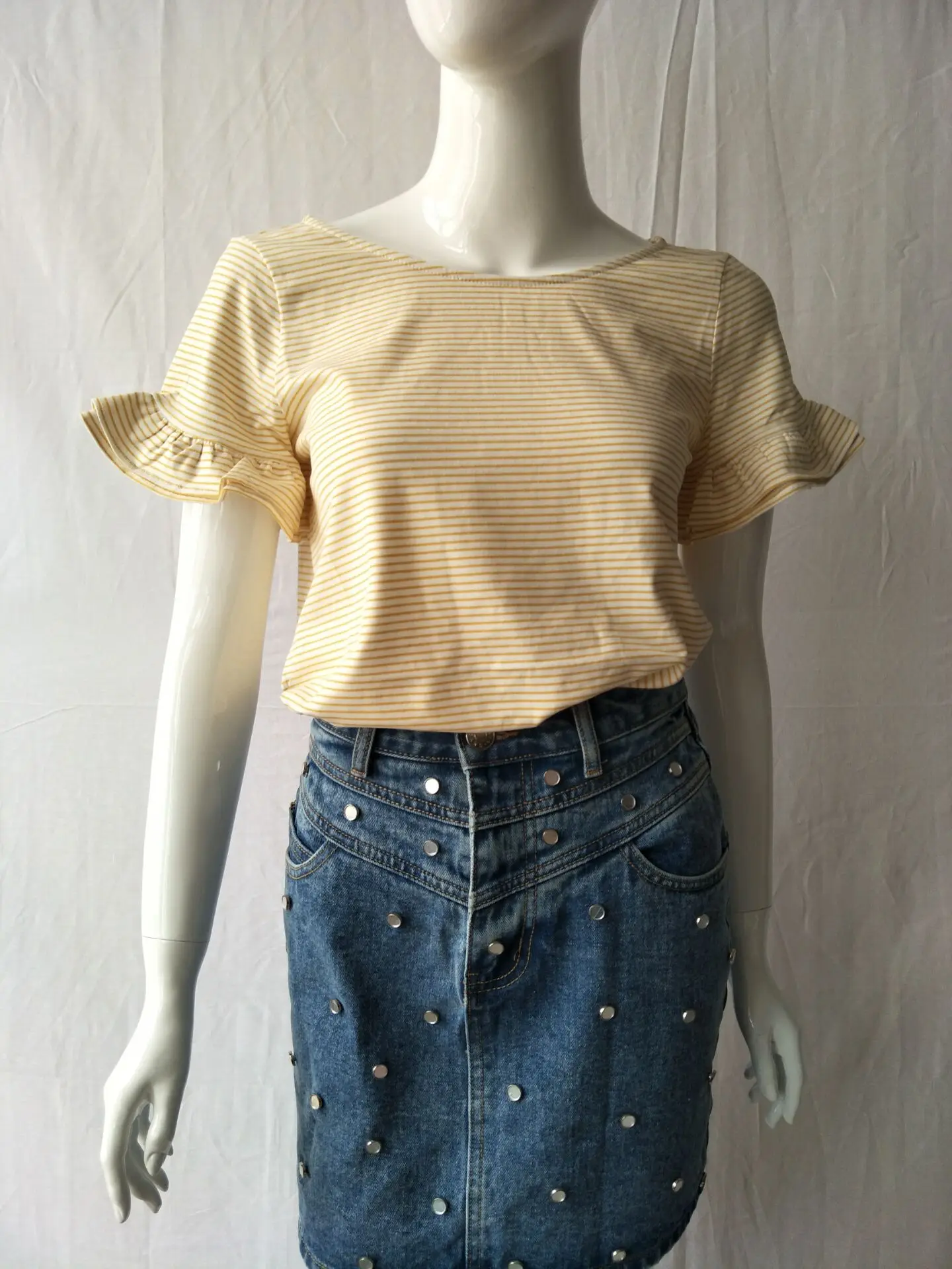 Женская футболка с короткими рукавами летняя рюшами и рисунком имбиря лето 2019 |