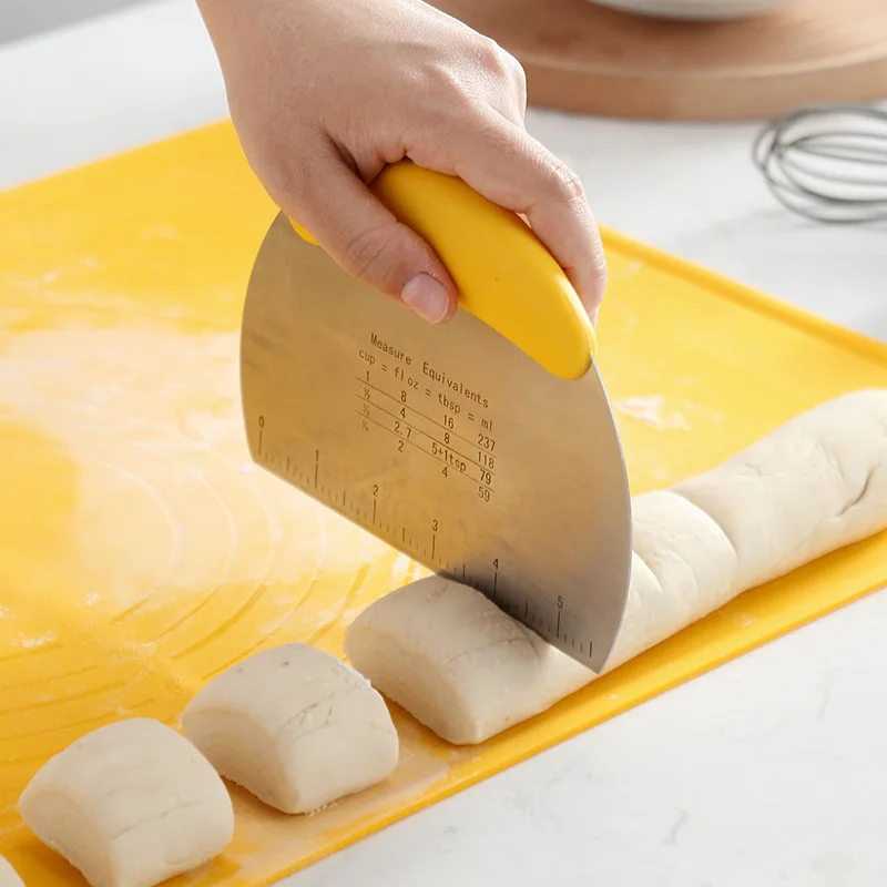 

Baking Mat with Measurements Non-Stick Pastry Mat for Rolling Dough, and Food-safe Plastic Scraper Dough Cutter Rolling Pin