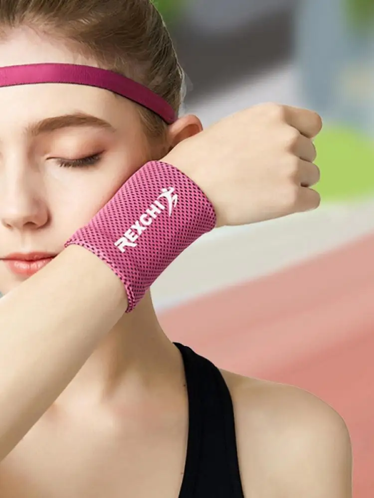 

Sports Fitness Wrist Guard Breathable Cold Tennis Wrist Guard Sports Sweat Belt Yoga Volleyball Hand Belt