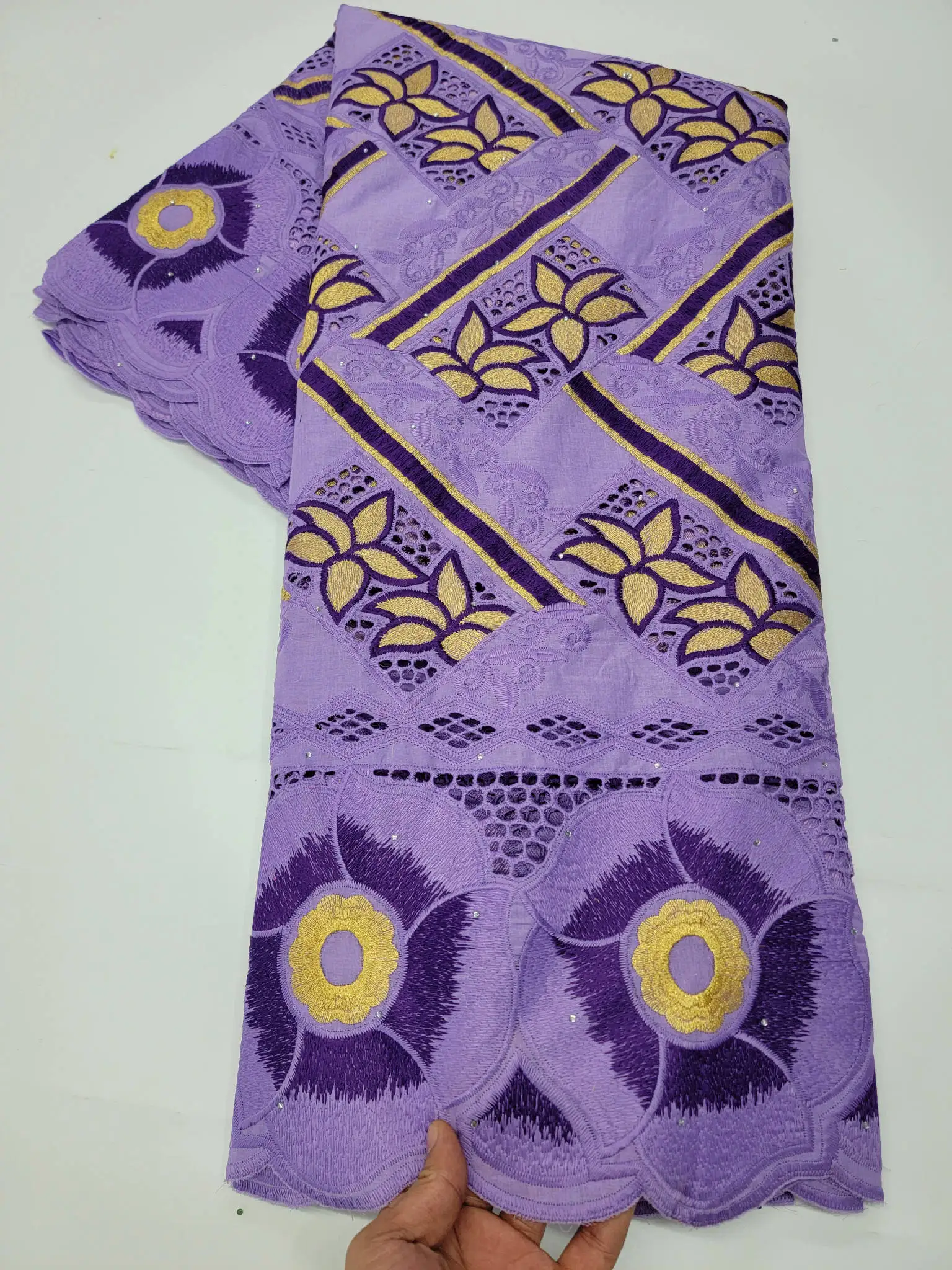 

2021 Latest African Cotton Swiss Voile Lace Fabric Party Dress,High Quality 5Y Lilac African Swiss Voile Lace Switzerland Sewing