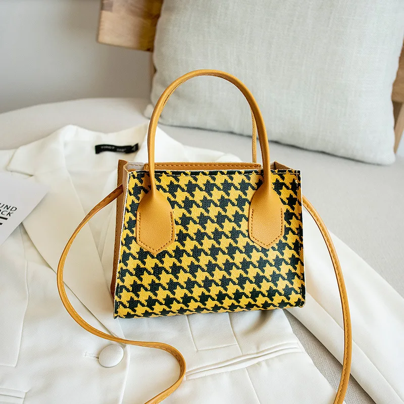 

Retro Plaid Crossbody Handbag Totes Women Casual PU Leather Shoulder Purse Female Portable Travel Messenger Top-handle Bag