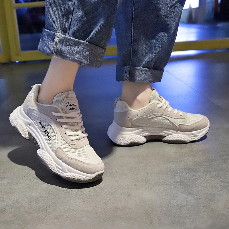 Новинка сезон осень женские кроссовки на толстой подошве коллекция 2019 года