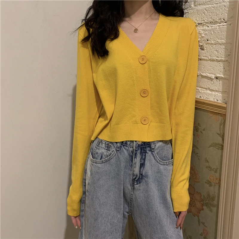 

Fall 2020 V-neck Knitted Cardigan Women's Long Sleeve Short Sweater Tops Loose And Thin Sweater Solid Color
