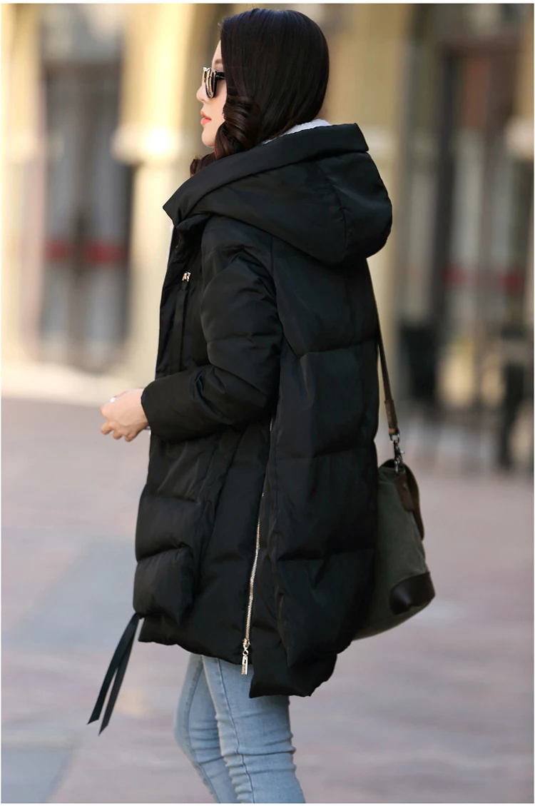 Женская зимняя куртка на утином пуху с капюшоном размеры до XL | одежда