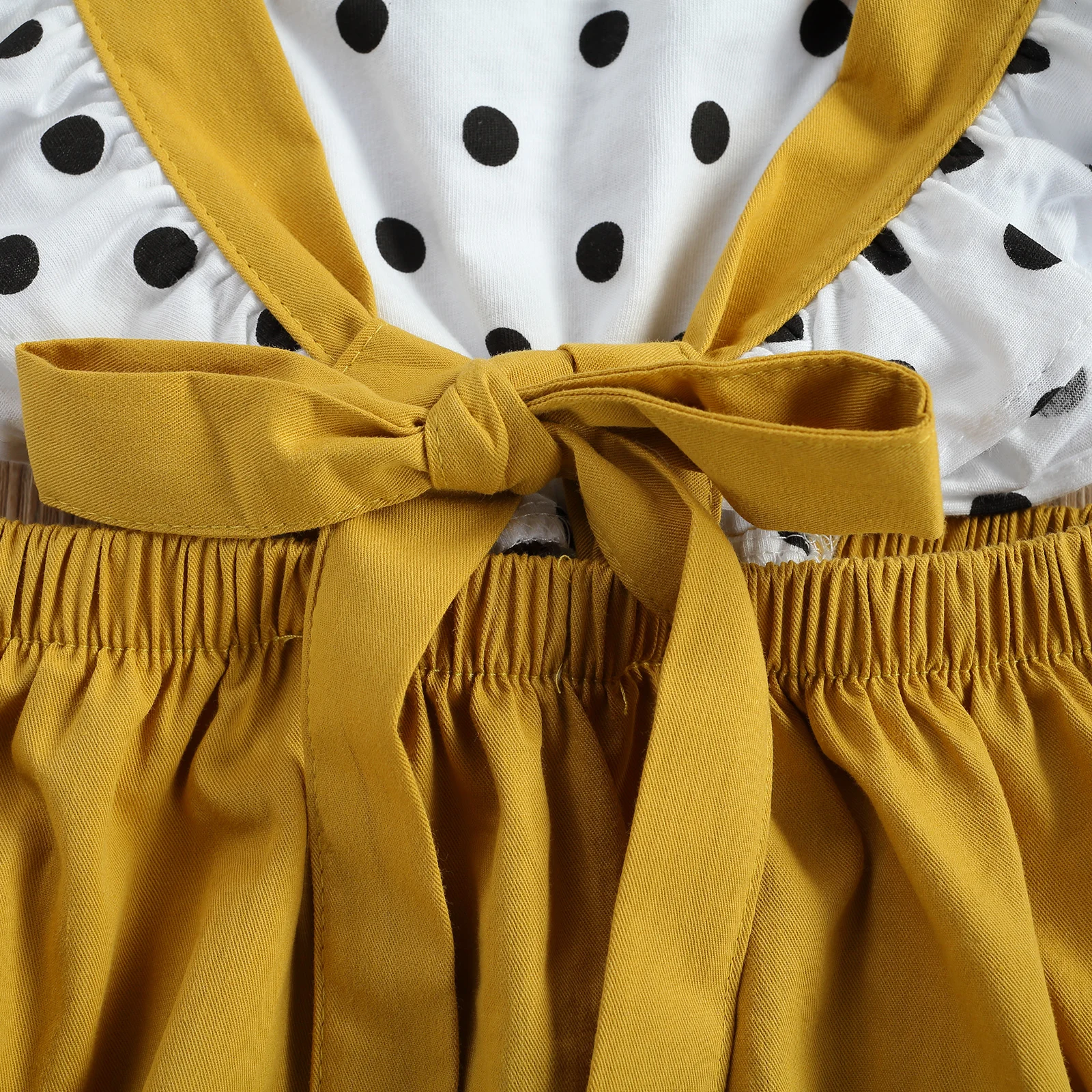 

Baby Girls Sweet Ruffles Fly Sleeve Romper Fashion Polka Dot Stitching Bandage Jumpsuits