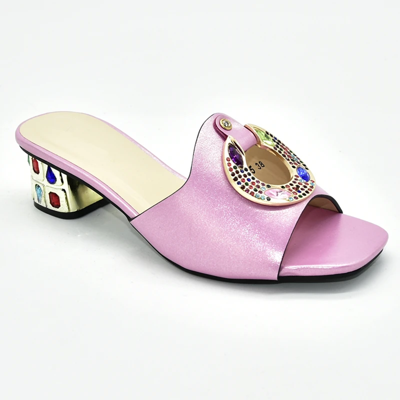 Новейший дизайн Дизайнерская обувь Роскошная женская Коллекция 2020 года