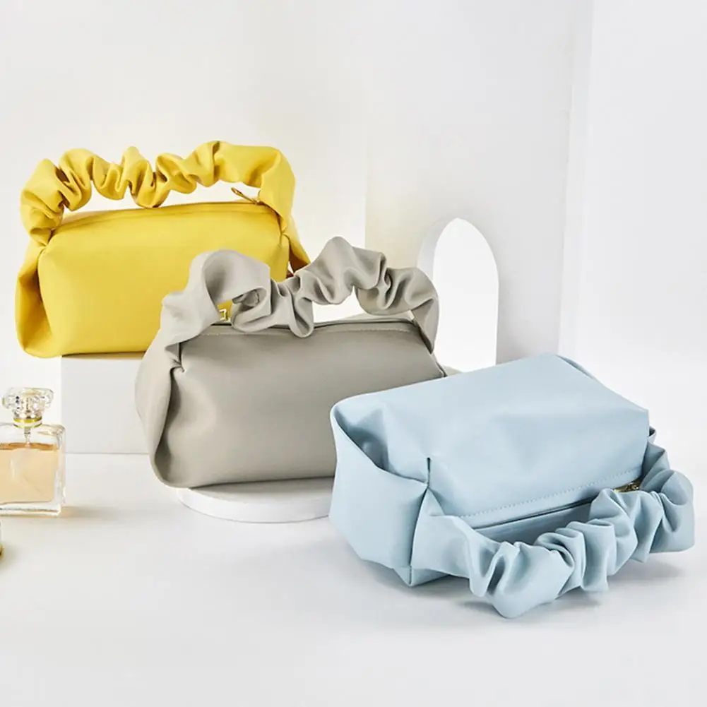 

Stain-proof Compact Cosmetic Toting Handbag with Zipper for Friends