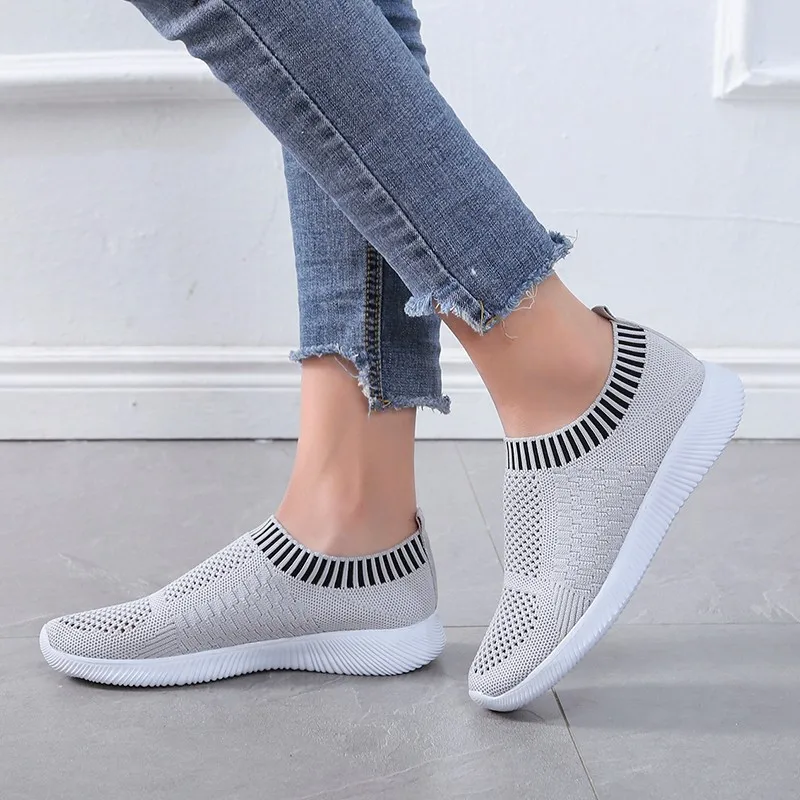 

Large Size 42 Summer Women's Shoes All-match Sports and Leisure Net Shoes Running Fashion Shoes Flat Shoes