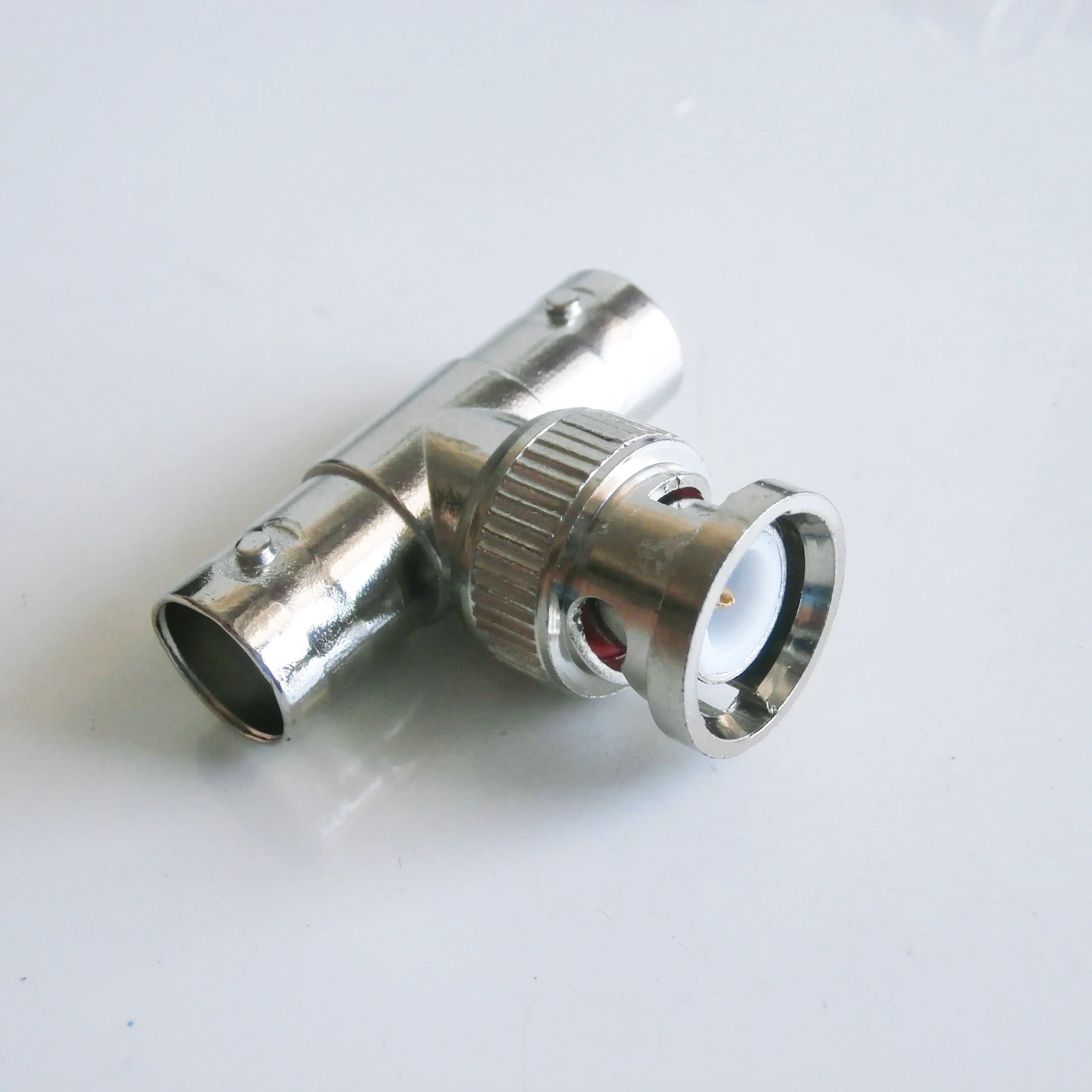 

1 шт. Кабель BNC штекер два BNC Женский Джек Тройная футболка из цинкового сплава в комплект поставки входит адаптер 3 way